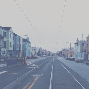 边吃奶头边躁狠狠躁金莲日本
